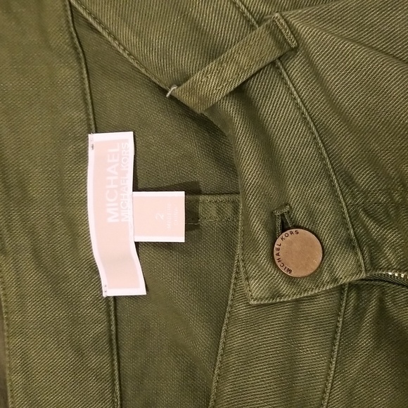 Beautiful green Michael Kors jean set - Picture 3 of 7